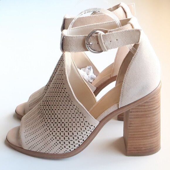 Marc Fisher Beige Laser-cut Suede Leather Peep Toe Block Heel Ankle Strap Sandal - Picture 13 of 16